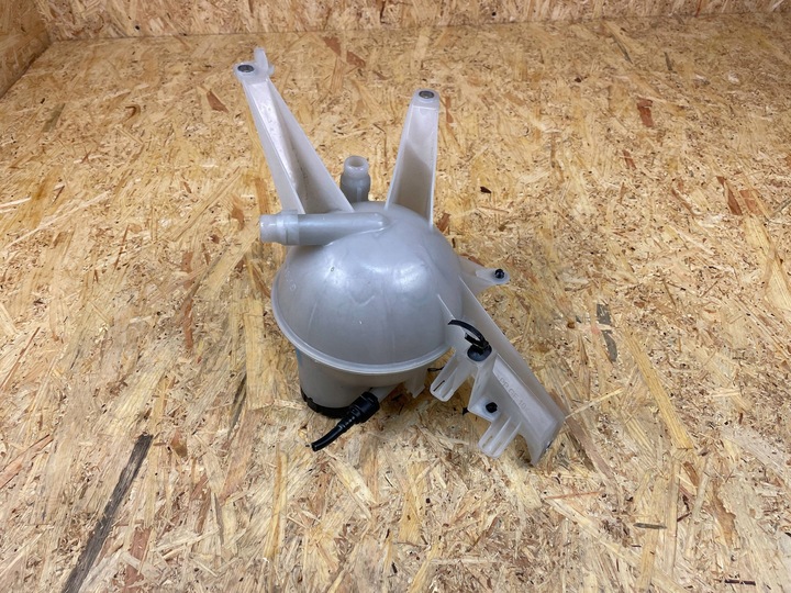 фото №8, Бак бачок розширювальний mercedes eqa eqb x243 w243 a2435004100