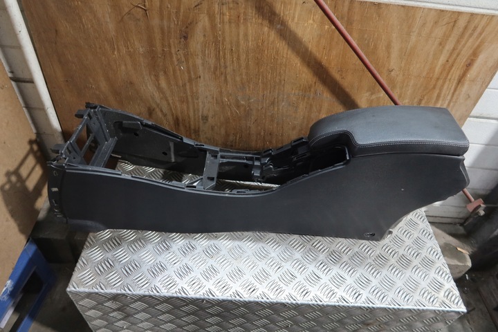 фото №11, Тунель середній megane iii універсал 969100026r