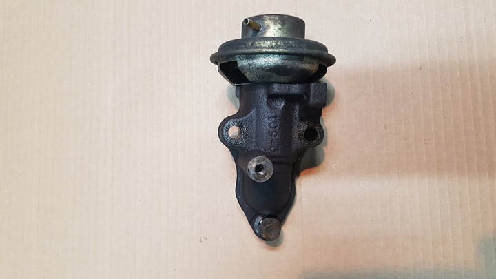 фото №1, Toyota avensis t22 00-02 2.0 d4d egr