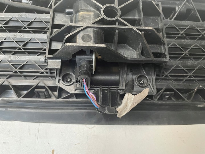 фото №5, Жалюзи руль воздуха audi a4 b9