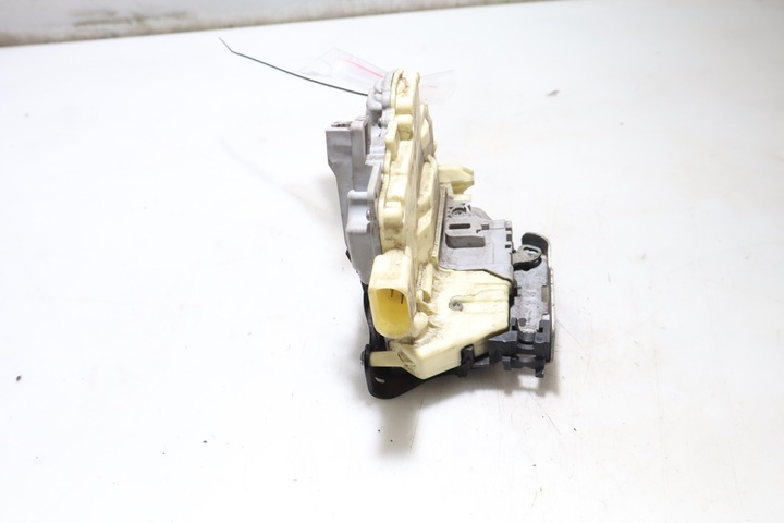 фото №3, Замок левый перед дверь audi tt ii 8j