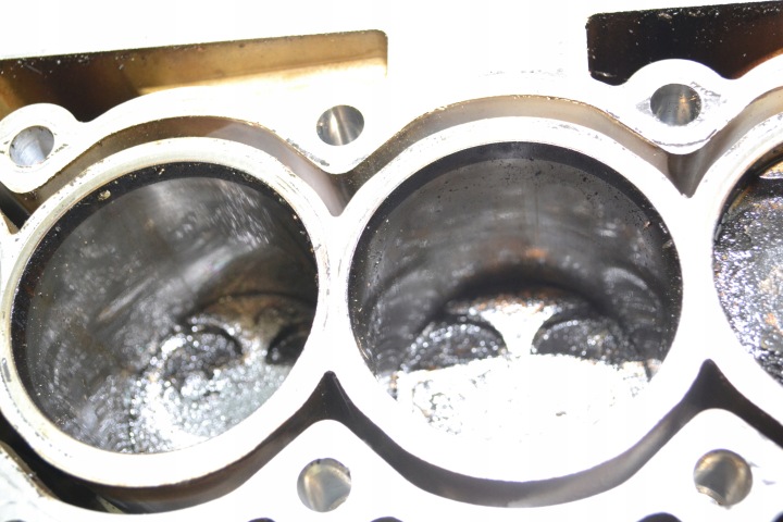 фото №12, Блок двигателя mini r55 r56 citroen c3 picasso v57899480 1.6 vti