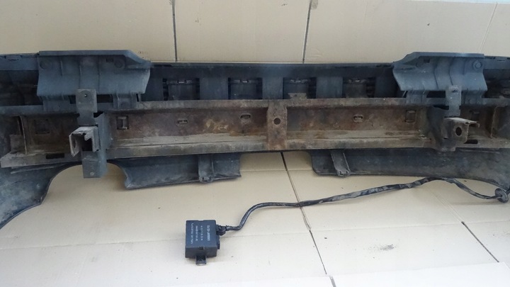 фото №12, Volvo v40 рестайлінг бампер зад pdc