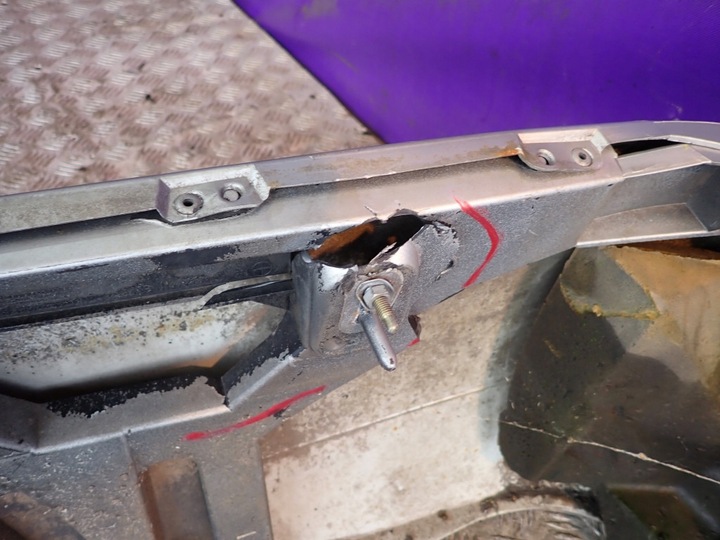 фото №11, Ford focus mk1 i 98-05 універсал бампер зад задній 08