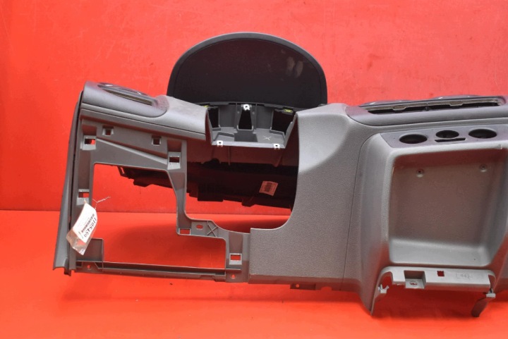 фото №7, Торпедо роздавальна консоль капот подушка  eu seat ibiza 4 iv 6j 08-12