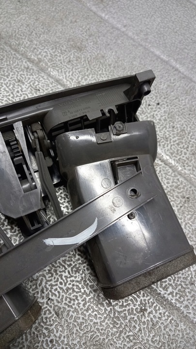 фото №8, Решётка средняя наддув впуск volvo s40 v40 95-00