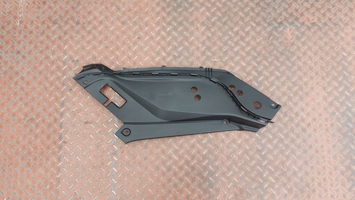 фото №1, Защита ремня перед верхняя правая правый перед volvo xc90 ii