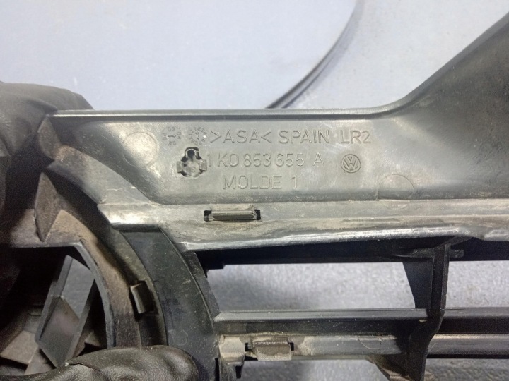 фото №7, Vw golf v 03-09 hb 3d решітка решітка радіатора 1k0853655a lc9z