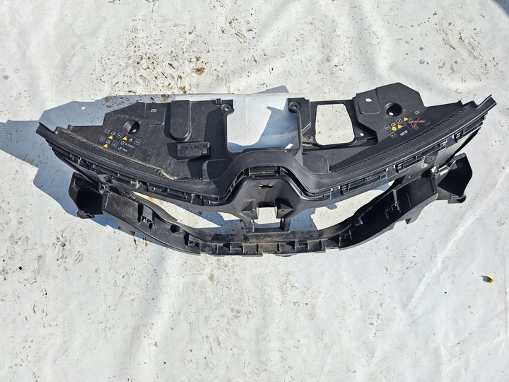 фото №3, Решітка радіатора каркас решітка бампера renault captur ii 2 2020- перед решітка