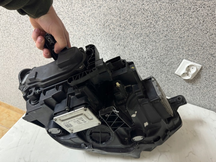 фото №8, Vw passat b8 полный led фара передняя европа оригинал