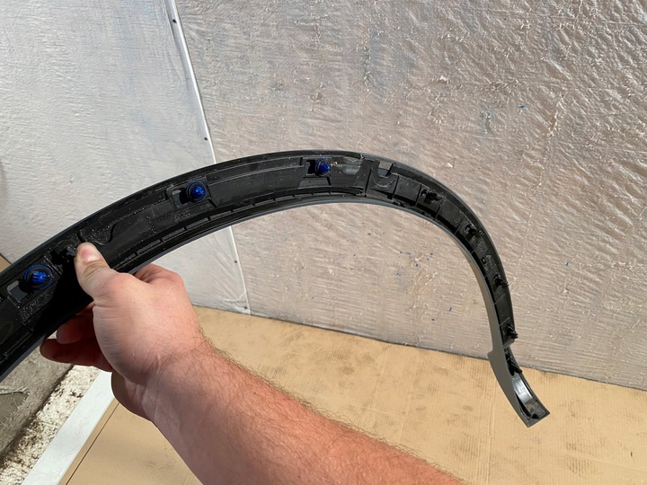 фото №7, Audi q5 80a s-line планка na крило праві зад