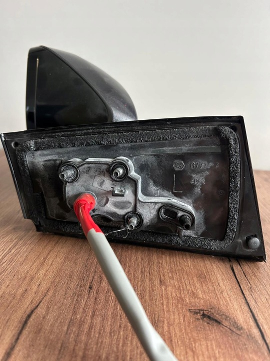 фото №9, Toyota prius 4 iv plug in prime 16- дзеркало ліве 13 pin 1g3