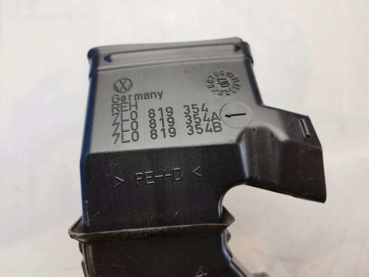фото №12, Audi q7 4l 07r канал труба воздуха нагревателя правая 7l0819348a