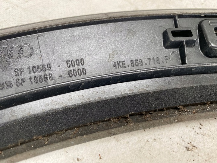 фото №11, Audi e-tron 18- планка накладка крила праві перед 4ke853718f