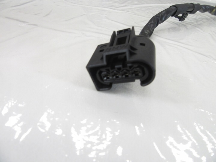 фото №9, Штекер разъём двигатель дворник bmw e60 e61 e70 e81 e87 e90 e91 4 контакты