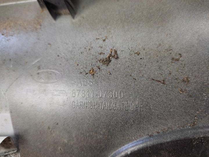 фото №12, Kia ceed iii универсал накладка крышки багажника зад 18-