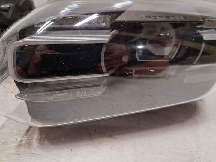 фото №9, Porsche taycan 9j1941032e 9j1941031e лампа лампы правая левая перед передняя