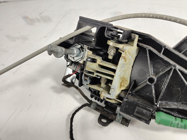 фото №7, Bmw e92 e93 ручка дверь левый перед ключ a22/7 sparkling графит европа