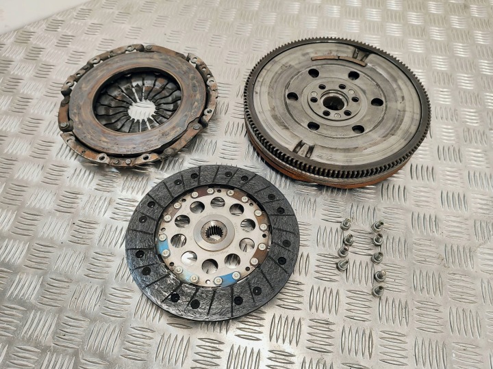 фото №7, Комплект зчеплення nissan x-trail t32 150906020254