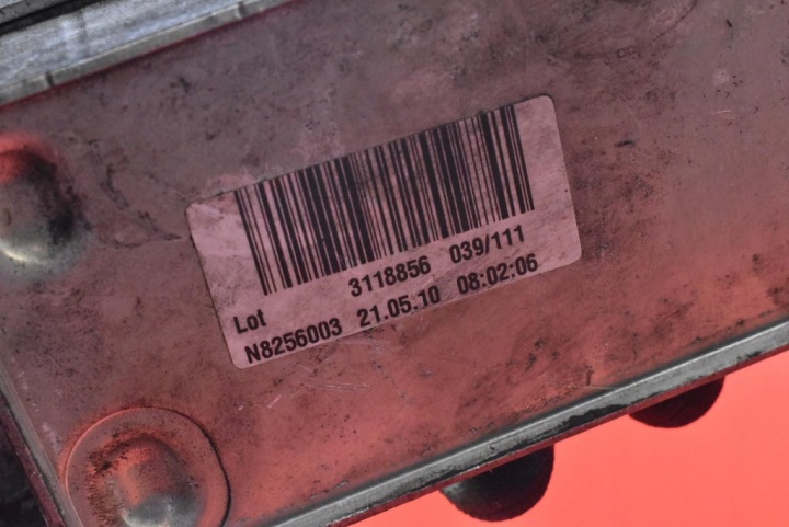фото №9, Радиатор масла коробки 7597890 bmw f01 f02 4.4 v8 407 km 08-12