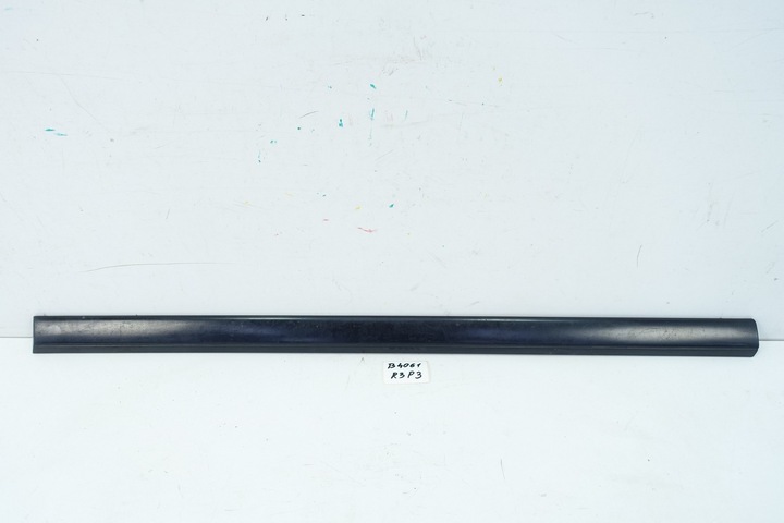 фото №1, Mercedes c w202 планка дверь правый перед a2026900462