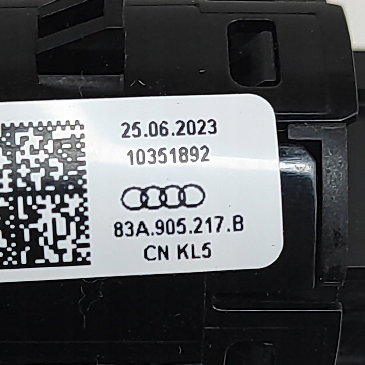 фото №6, Audi q4 sportback e-tron 2024 кнопка зажигания старт / сплав