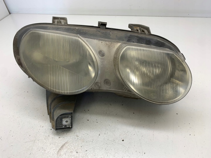 PROJECTEUR ROVER 75 2000 xbc103940