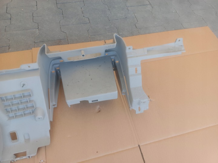 фото №9, Chrysler town country v 10-20 нижний панель панели распределительной c034001aa usa
