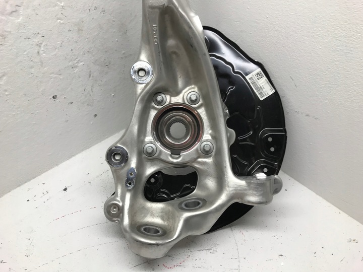 фото №6, Mercedes w206 amg c-klasa поворотна опора лівий перед