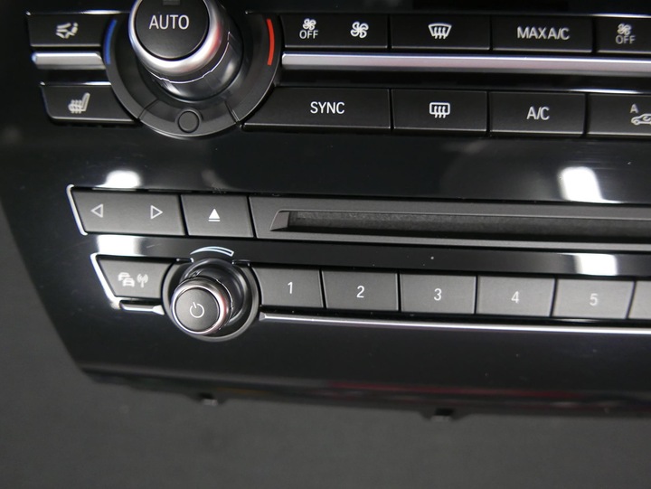 фото №10, Bmw x5 f15 x6 f16 панель радио кондиционера 9356372