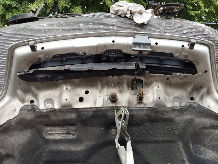 фото №9, Капот кришка двигуна перед передня opel vectra c 02- lak. z157
