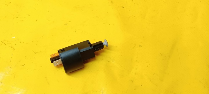 фото №10, Датчик гальма zafira a 99-05r 15619l