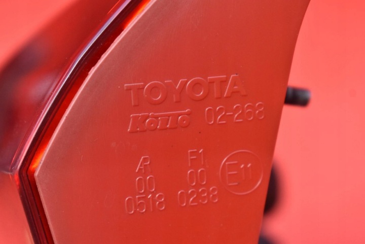 фото №8, Фара права зад задня 02-268 toyota auris 2 ii універсал 12-15