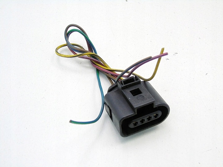 фото №1, Штекер роз'єм 1.4 1.6 16v golf 4 leon bora octavia i toledo lupo arosa