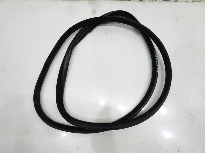 фото №2, Прокладка дверь левый зад volvo v70 iii