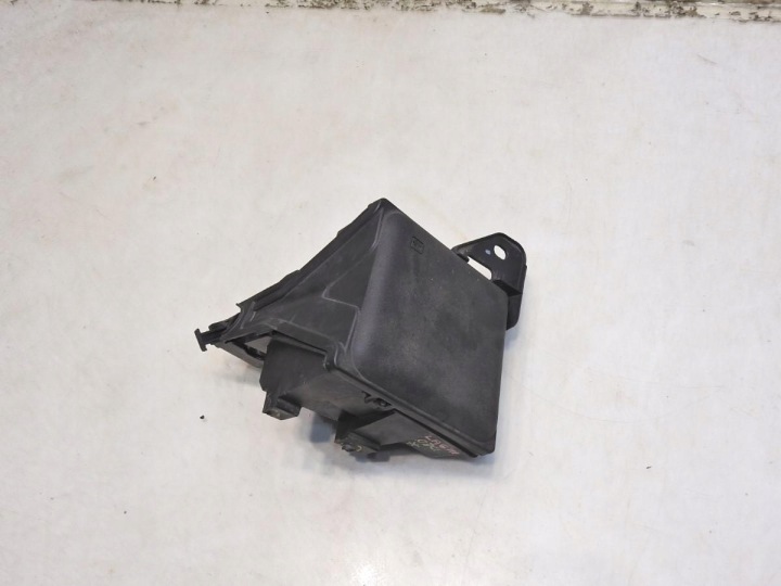 фото №7, Корпус коробка предохранителей renault laguna iii 2.0 dci 240110092r