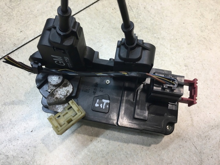 фото №4, Замок дверь левый зад vectra c 13157758 5 pin