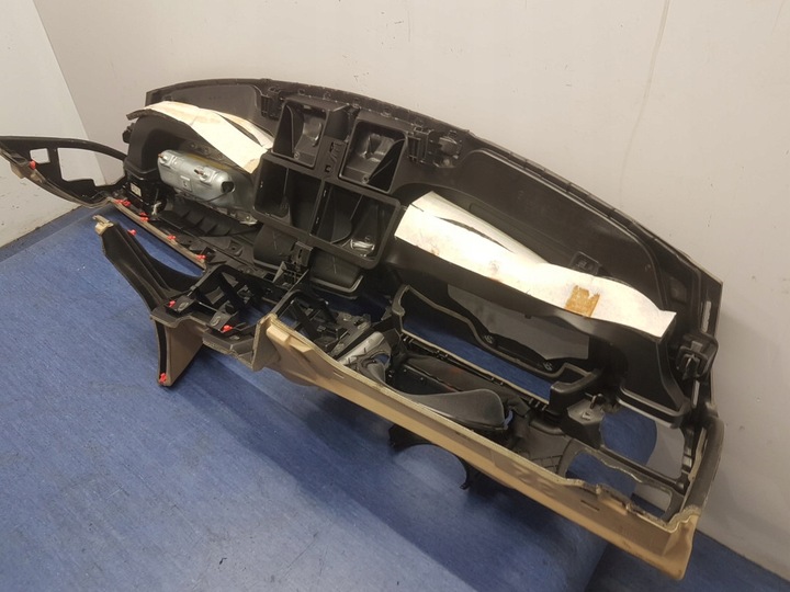 фото №16, Bmw 3 f30 панель роздавальна капот світлий подушка безпеки