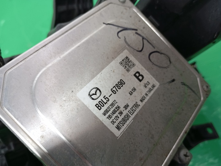 фото №10, Фара правая передняя mazda 3 iv bp оригинал bcjh-51030 eu сцепление