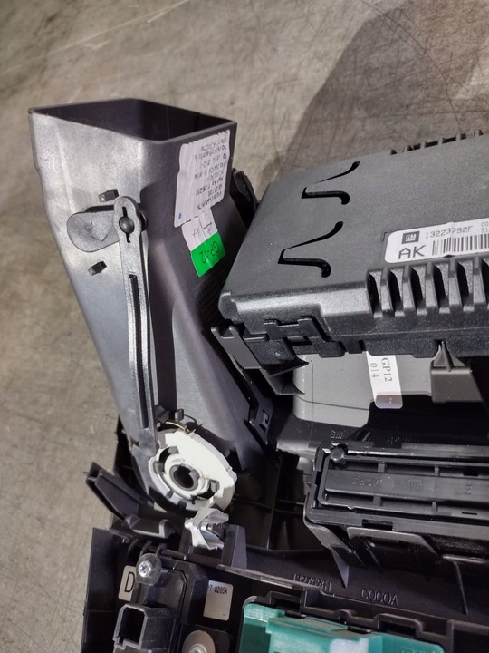 фото №12, Рамка радио панель кондиционера opel insignia a