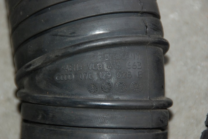 фото №5, Шланг труба повітропровід повітря audi a8 d3 07c129628g 07c129627e