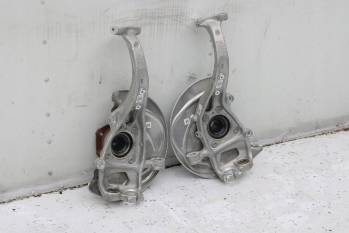 фото №6, Audi a4 a5 поворотный кулак перед 8w0407241f 8w0407242f подвески передняя передний