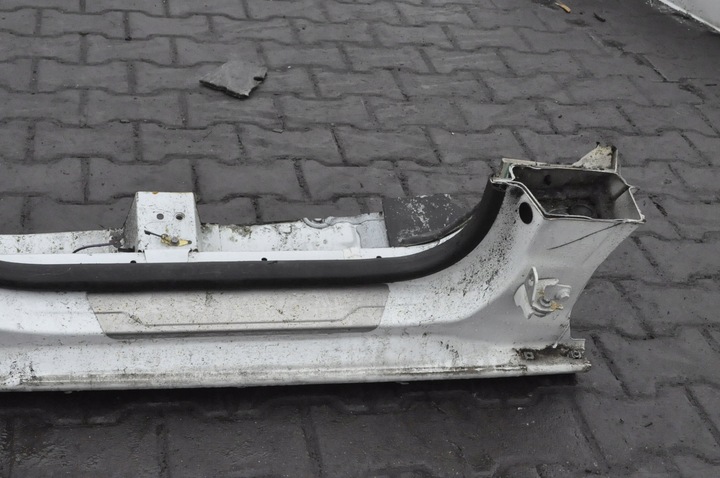 фото №5, Ford fiesta mk8 5d стійка поріг праві