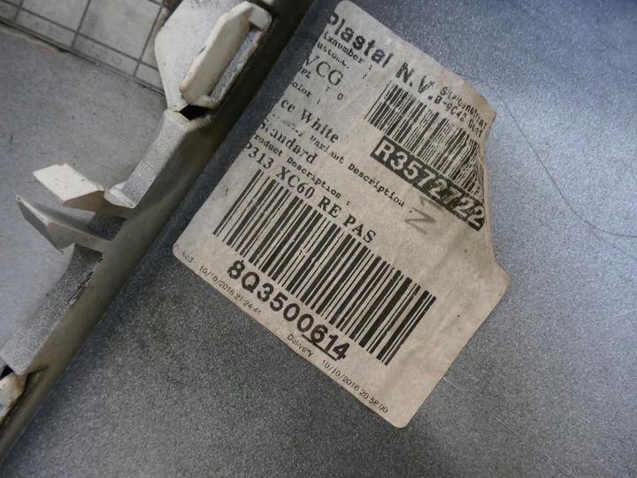 фото №15, Volvo xc60 i рестайлінг r-design бампер pdc зад задній колір 614-46 30763426