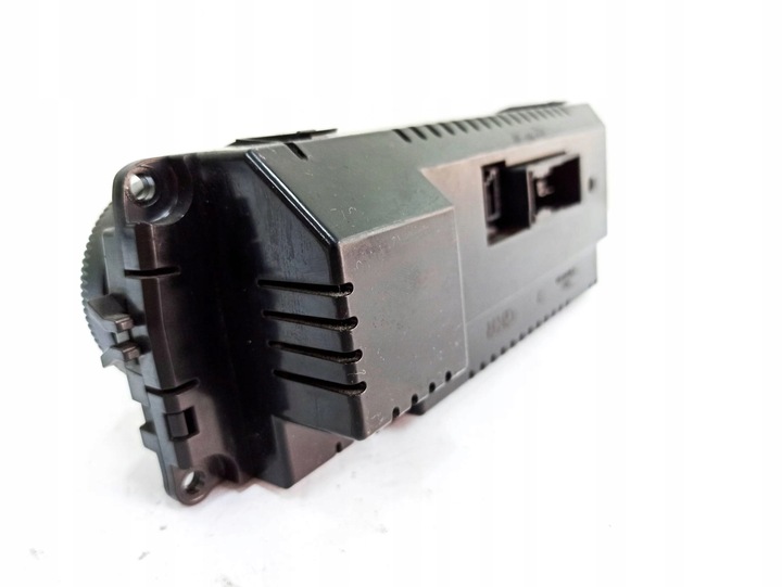 фото №7, Mercedes-benz c w203 2004 управление i элементы электрические