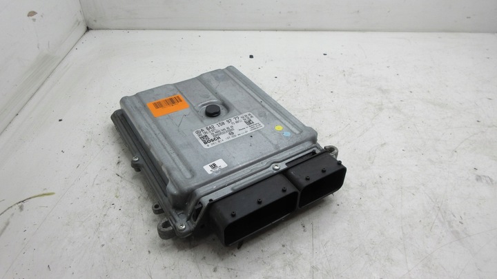 фото №7, Mercedes w221 a6421509777 компьютер двигателя