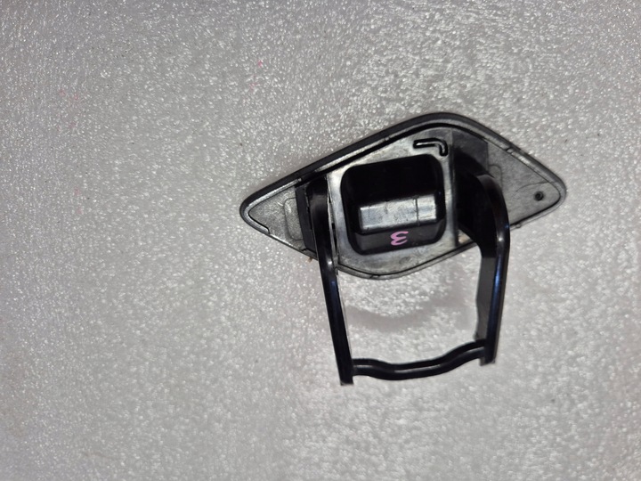 фото №3, Volvo xc60 i рестайлінг заглушка склоомивача ліва 31323768