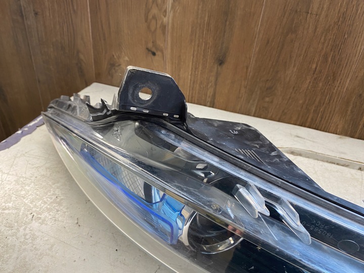 фото №15, Renault zoe лампа левый перед