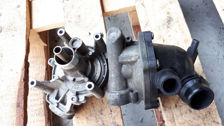 фото №7, S6 c7 4g насос воды 4.0 tfsi 079121020n s7