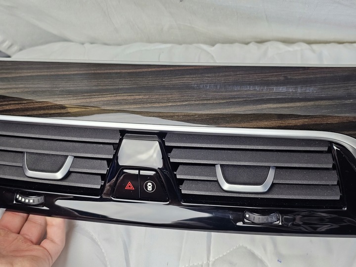 фото №8, Планка dekor защита консоли панели led дерево bmw 5 g30 g31